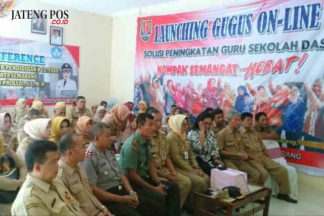 Gedung baru UPTD Pendidikan Kecamatan Tugu diresmikan oleh Walikota Semarang Hendrar Prihadi melalui teleconfernece. FOTO : AMBAR ADI WINARSO / JATENG POS