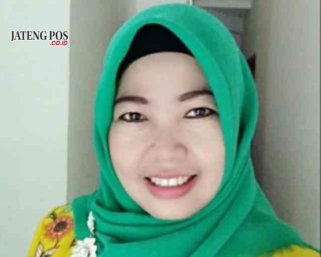 Susilawati Prihadwiyani, S.Si.,M.Pd. Kepala SMP Negeri 2 Tawangharjo