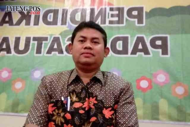 Oleh. Pudjijatmo, S.Pd., M.Pd. Kepala Sekolah SMP Negeri 1 Grobogan