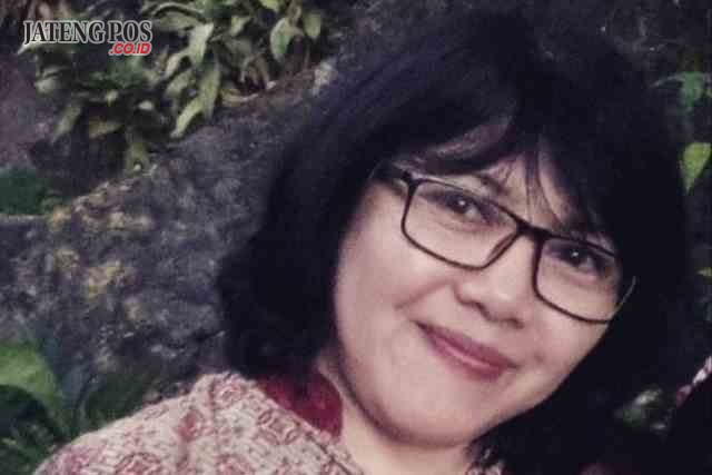 Suryanti, S.Pd. Guru Ilmu Pengetahuan Sosial SMP Negeri 5 Salatiga