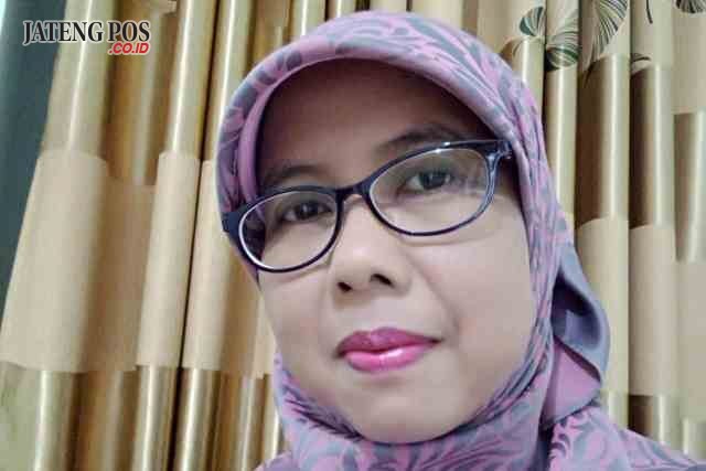 SUSILOWATI, S.Pd Guru SMP Negeri 2 Purwodadi Kabupaten Grobogan