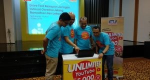 INDOSAT : Jajaran manajemen Indosat disela kesiapan jaringannya dalam menghadapi Ramadhan, Mudik, dan Lebaran mendatang. alkomari/Jateng Pos