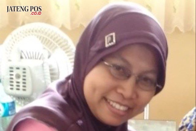 Dewi Apriliana U, S.Pd. Guru SMA Negeri 2 Wonogiri