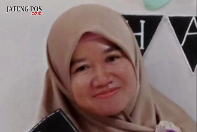 Ninik Dwi Pratiwi, S.Pi SMK Negeri 4 Kendal