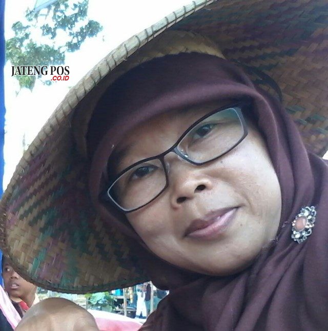 RENI HERNOSASI, S. Pd. SD Guru SDN Banaran 4, Sambungmacan, Sragen