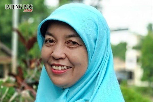 Tipuk Ida Kristiyati Guru SMA Negeri 3 Purworejo