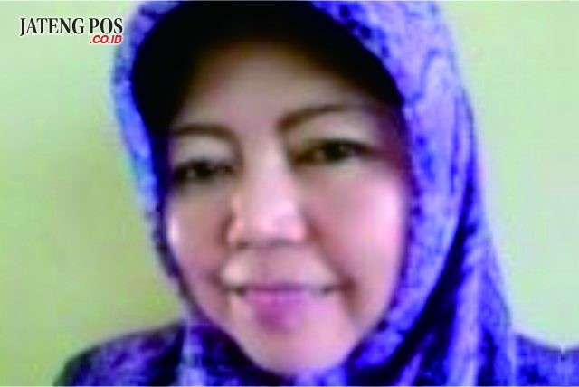 NUR MUJIYATI, S.Pd, M.Pd Guru Pendidikan Kewarganegaran, SMK Negeri 1 Kedawung, Sragen