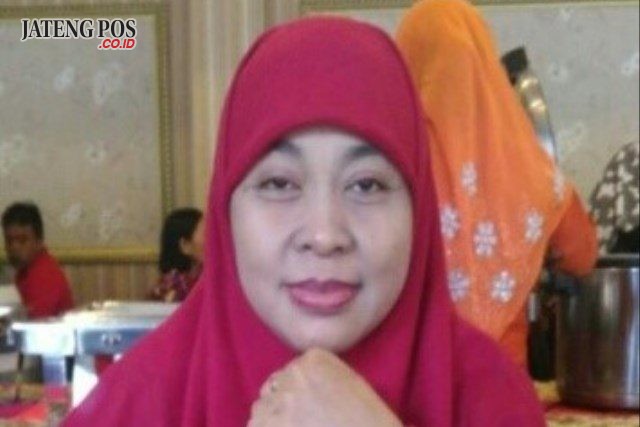 Anna Lusiana Kuswardhani, SP,M.Pd Guru SMAN 1 Sumberlawang, Sragen