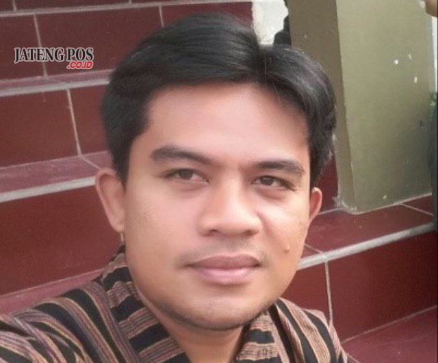 Untoro Adi Aristina, S. Pd Guru Fisika SMA Negeri 1 Baturetno