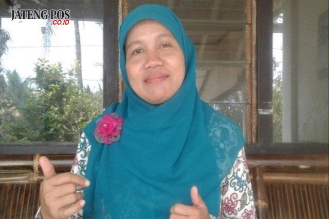 Dyah Wahyu Kartiningsih, S.Pd.SD Guru SDN 2 Gintungan, Gebang, Purworejo