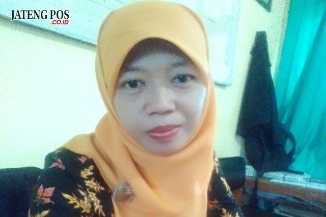 MULAT WIDIYARSI,S.Si GURU IPS SMPN 3 KARANGTENGAH