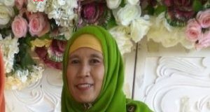 Dra. Yulianti ZF, M.Pd._Guru Bahasa Inggris SMA N 1 Boja