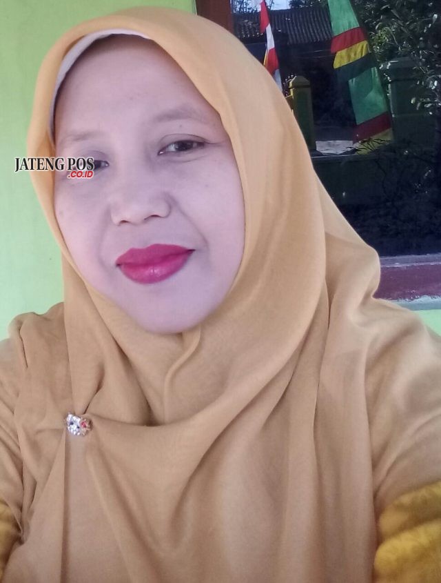 TUTIK RUSDIATUN,S.Ag SDN MOJO 58 Sragen