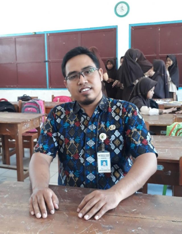 Akhmad Agus Arisandy, S.Pd.SD Guru SDN 02 Beluk Kec. Belik Kabupaten Pemalang