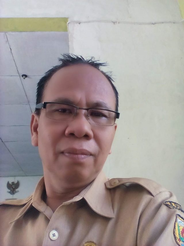 AHMAD SUJI,S.Pd Guru SMP Negeri 1 Penawangan