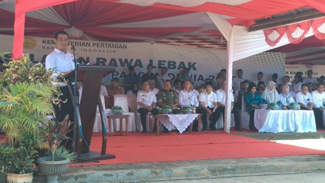 Serius Optimasi Lahan Rawa Sulsel, Mentan Amran Kumpulkan 15 Ribu Petani