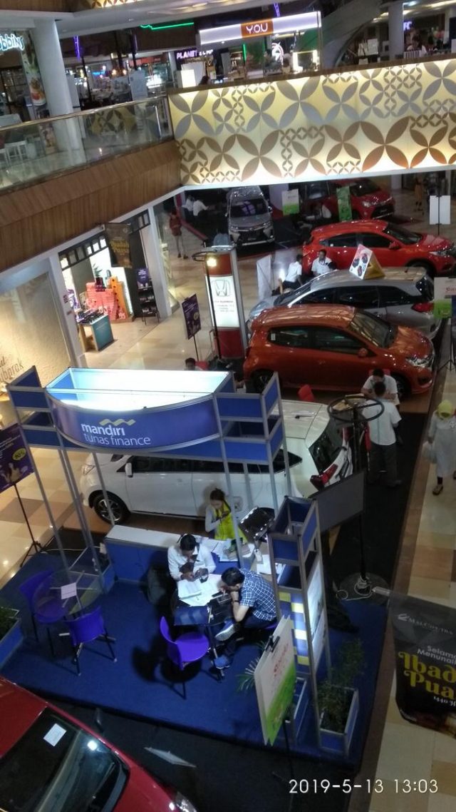 SAUTO EXPO- Pameran mobil bertajuk Semarang Auto Expo (Sauto Expo) kembali digelar mulai 21 November - 2 Desember 2019 di Atrium Mal Ciputra Semarang. FOTO : ANING KARINDRA/JATENG POS