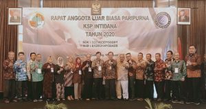 RAPAT ANGGOTA: Koperasi Simpan Pinjam (KSP) Inti Dana, Sabtu (18/1/2020), menggelar Rapat Anggota Luar Biasa (RALB) di Hotel Quest Semarang. FOTO : ANING KARINDRA/JATENG POS