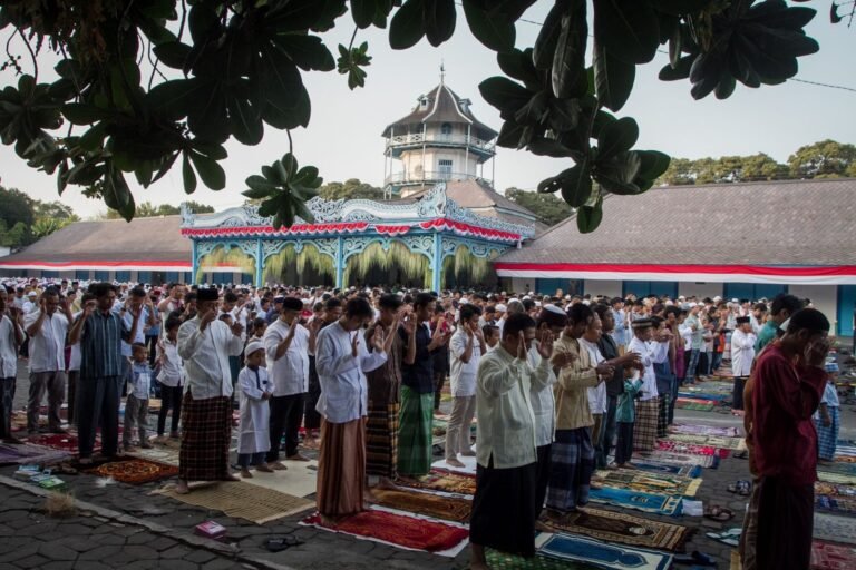 Kemenag Solo Imbau Warga Perbanyak Lokasi Shalat Id