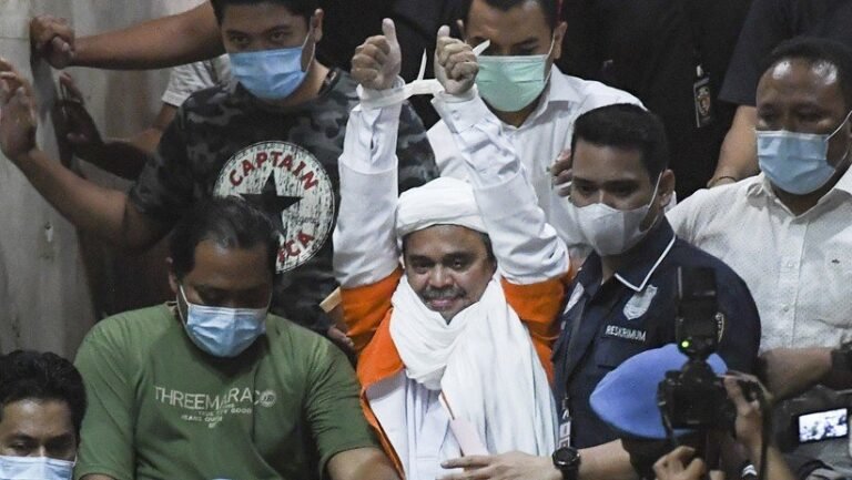 Minta Dilengkapi, Kejagung Kembalikan 4 Berkas Kasus Rizieq Shihab ke Bareskrim