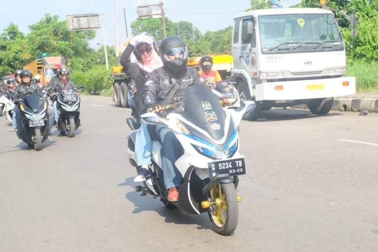 Etika Menggunakan Klakson di Jalan Raya