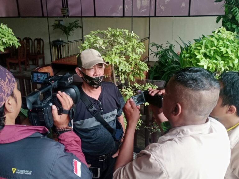 Dodon Desak Bupati Agar Segera Tutup Karaoke