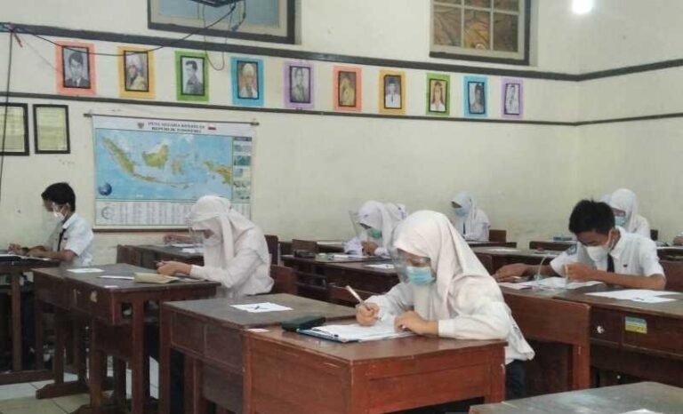 Separuh Lebih SMP di Kudus Gelar Ujian Tatap Muka