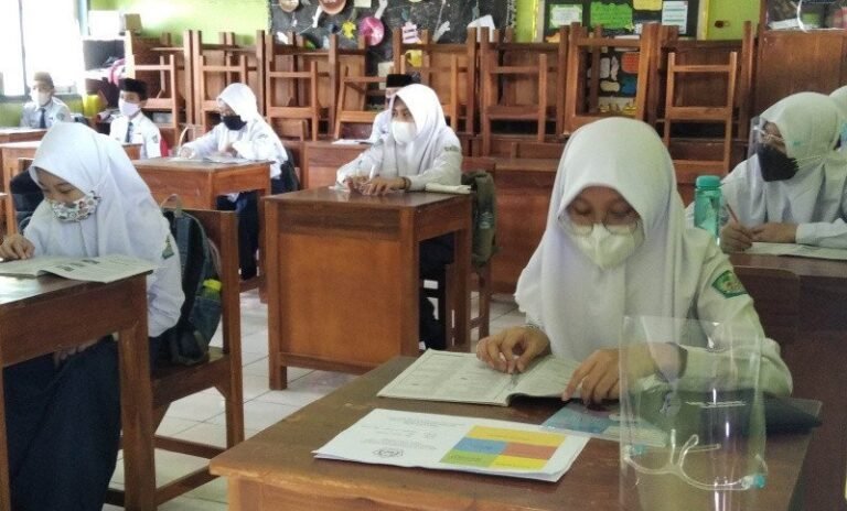 Kudus Tambah Jumlah SMP yang Lakukan Simulasi Pembelajaran Tatap Muka