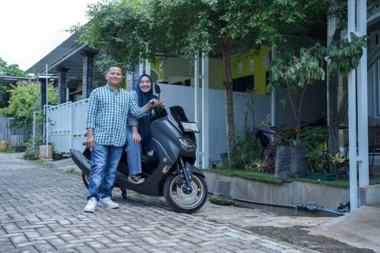 Mas Wahid, YouTuber Nasional Belikan Nmax Untuk Istri Tercinta