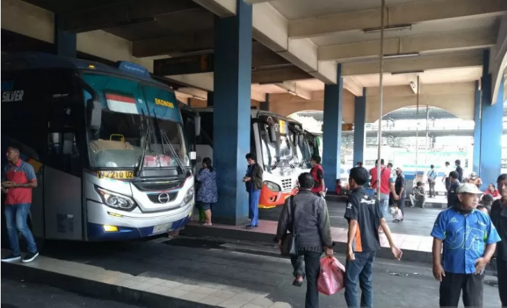 Jelang Larangan Mudik, Angka Penumpang Terminal Tirnonadi Solo Landai