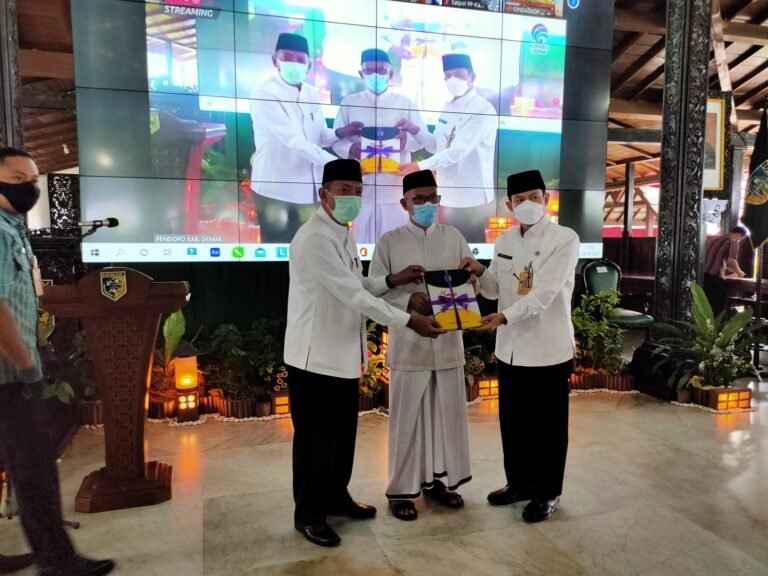 HM Natsir dan Joko Sutanto Lepas Jabatan