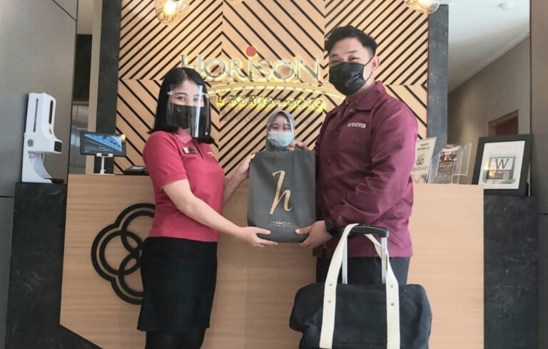 Horison Inn Laksana Solo HUT ke-7, Beri Bingkisan Kejutan Tamu Inap