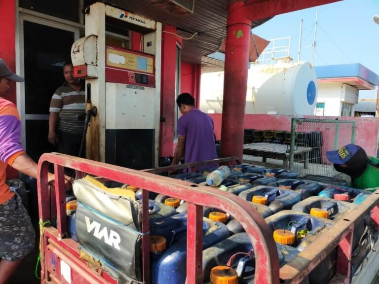 SPBN PPI Morodemak Layani Kebutuhan Solar Nelayan Tiap Hari
