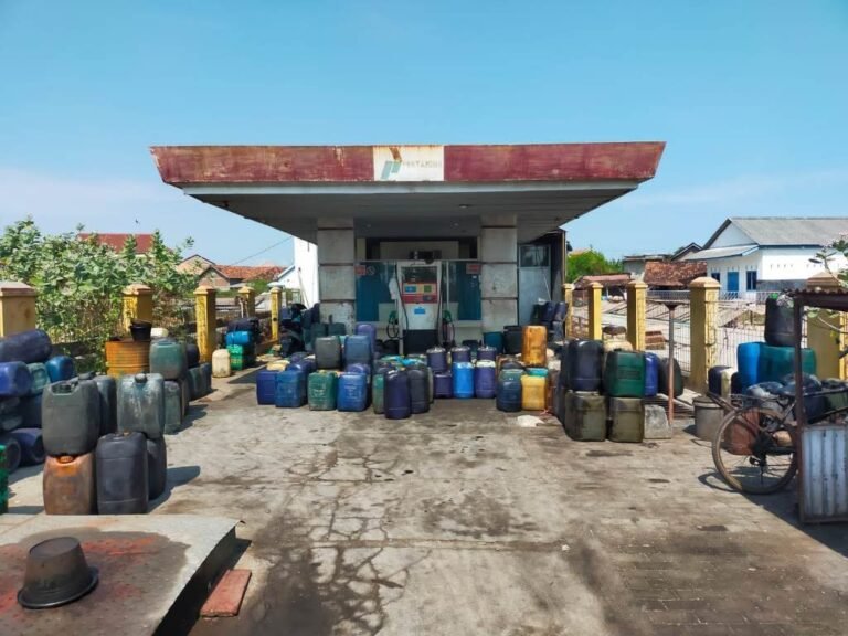 Pasokan  Bakan Bakar Cukup, SPBN Wedung Layani Seribu Nelayan Lebih