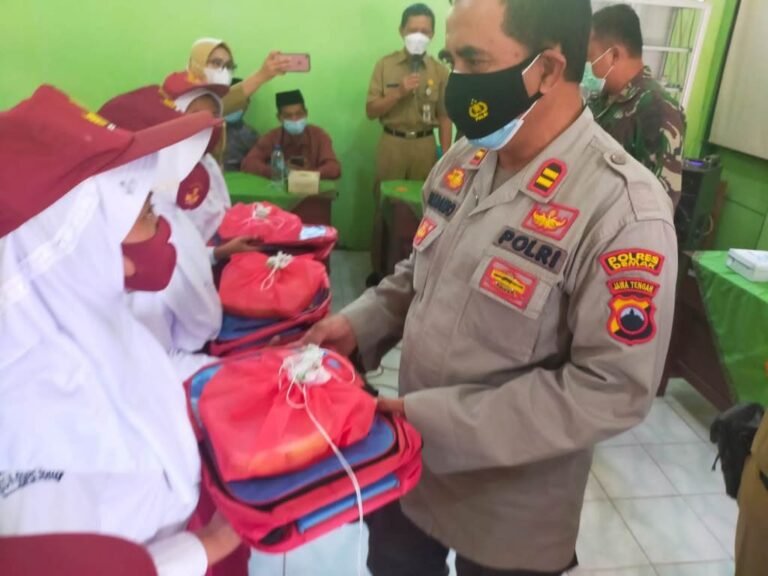 Forkopimcam Dempet Dukung Gerakan Makan Ikan Dinlutkan untuk Pelajar