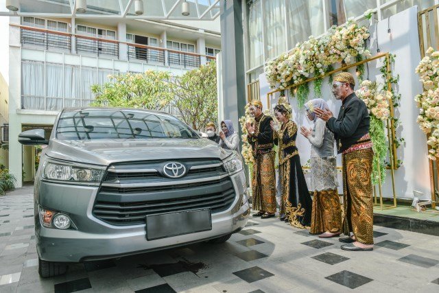 Drive Thru Wedding Inovasi Quest Hotel