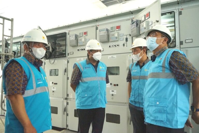 PLN Suplai Listrik Semen Grobogan 40.000 kVA
