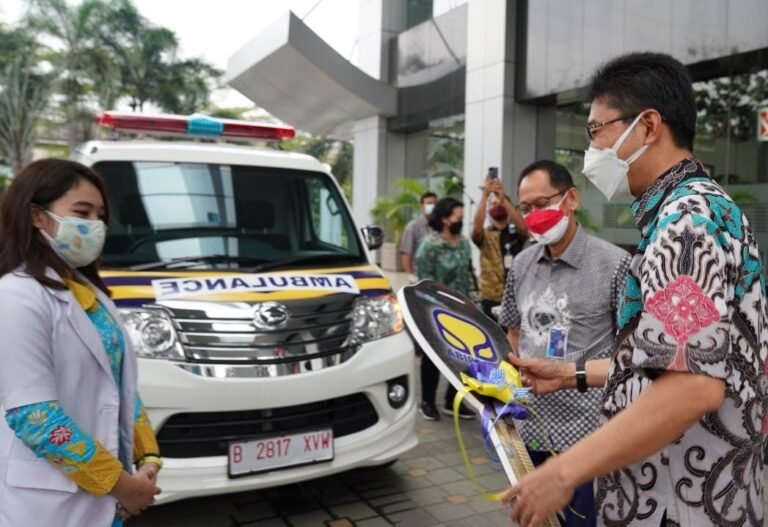 Perkuat Aksi Kemanusiaan, Brantas Abipraya Luncurkan Ambulans