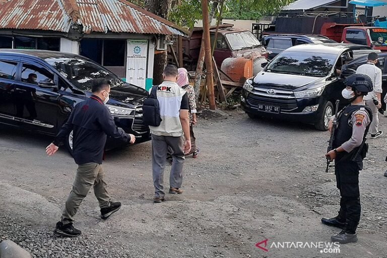 Kembangkan Kasus Banjarnegara KPK Geledah PT SW di Purbalingga
