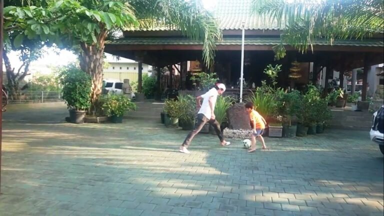 Menikmati Asri Pendopo Agung Kahuripan, Rumah Jawa Berkonsep Menyatu dengan Alam