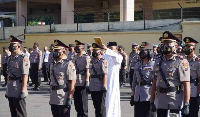 Kabag Ops, Kabag Log dan 6 Kapolsek Jajaran Polres Semarang Dirotasi