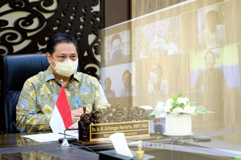 Pemerintah Dorong Vaksinasi dan Digitalisasi Pedagang Pasar