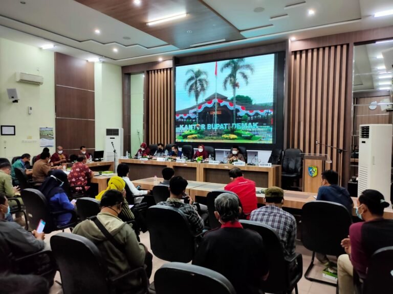 Kita Tidak Main-main Demak Bebas Karaoke Liar