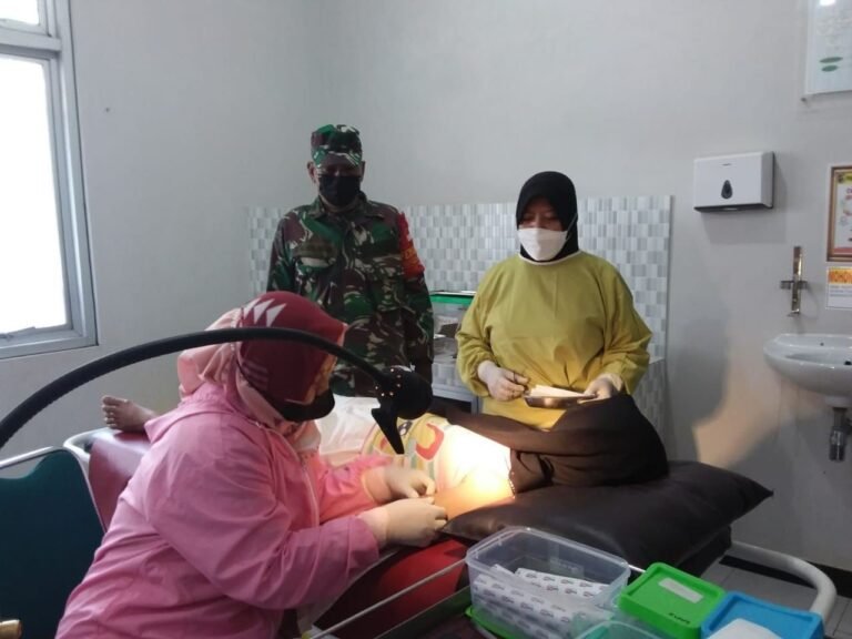 Baksos Safari Pelayanan KB MKJP HUT TNI Ke- 76 Kecamatan Mijen