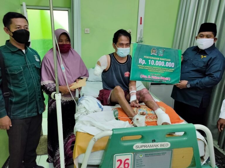 Luka Bakar Hebat, MH Terbaring Lemah