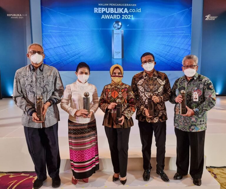 Bank Bjb Raih Penghargaan Perusahaan Inspiratif Republika.Co.Id Award 2021