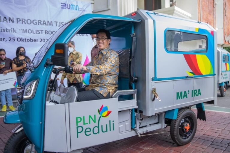 PLN Kembangkan Gerobak Motor Listrik