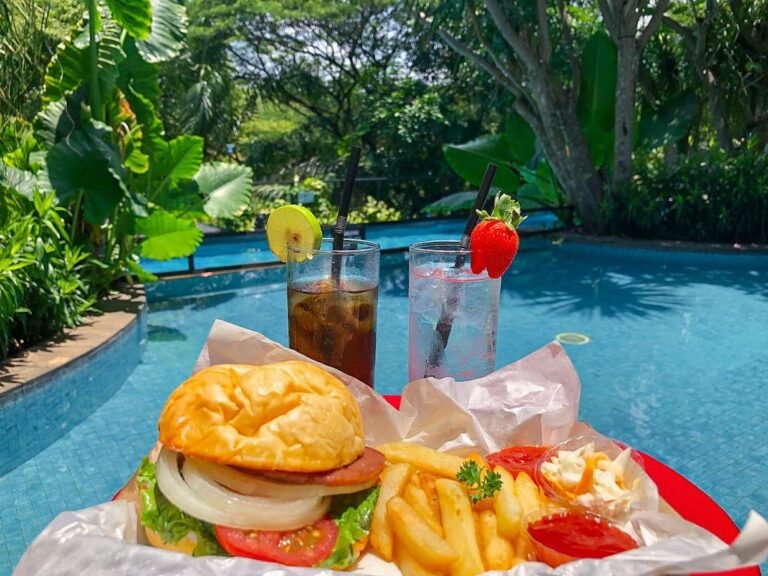 ” Burgernoon Splash ” Manjakan Kulinari Pengunjung