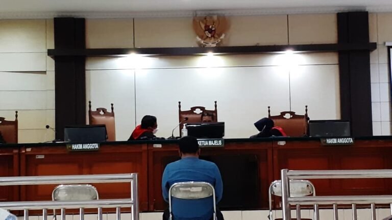 Advokat Semarang Divonis 9 Bulan Penjara Atas Kasus Ujaran Kebencian Bernada SARA