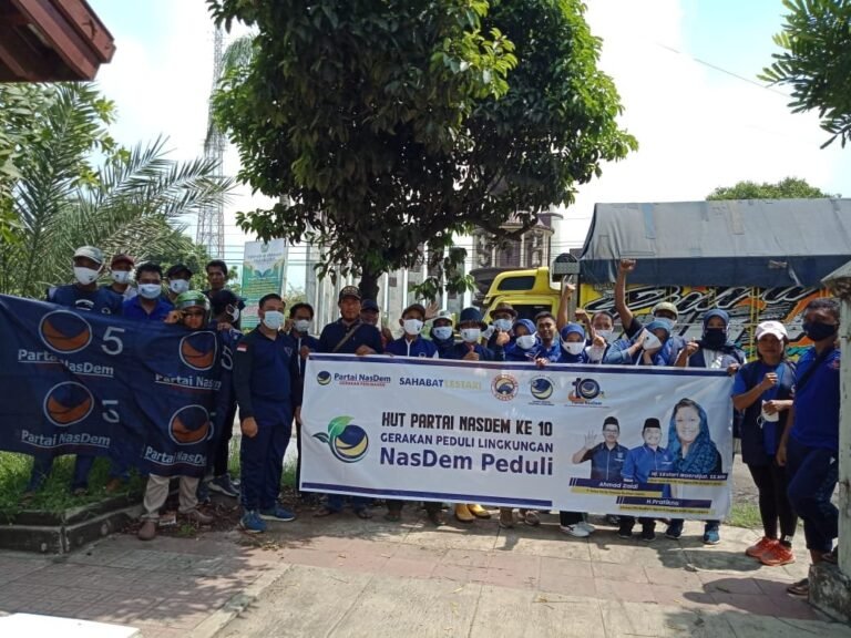 Lestari Moerdijat Inisiasi Gerakan Bersih Lingkungan di Demak, Kudus dan Jepara